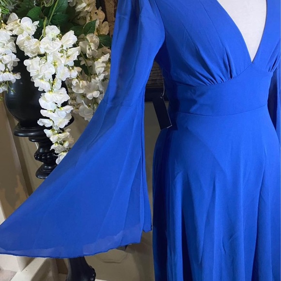 Beautiful Area Stars Dress - Picture 3 of 4